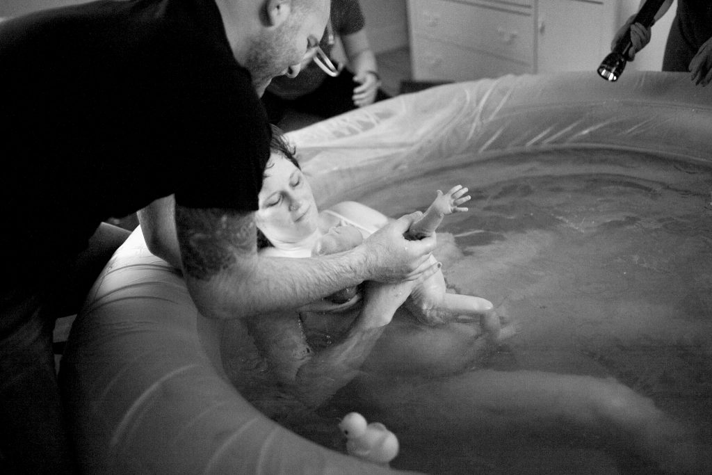recem-nascido-parto-na-agua