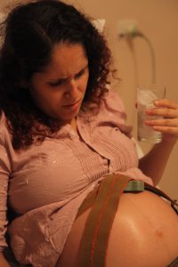 beber agua durante o trabalho de parto